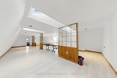Photo 36 at 31 Arjay Crescent, York Mills, Toronto