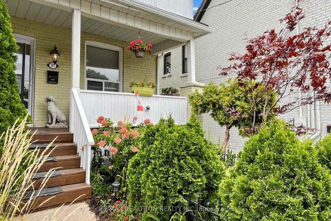 Photo 2 at 501 Jones Avenue, Jones, Toronto