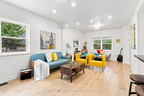 Photo 7 at 196 Wallace Street, Vaughan Grove, Vaughan
