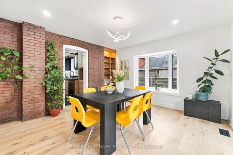 Photo 14 at 196 Wallace Street, Vaughan Grove, Vaughan