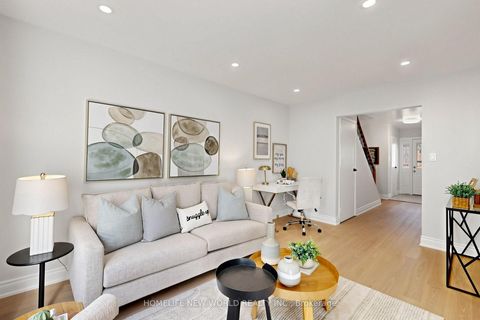 Photo 4 at 49 - 100 Bridletowne Circle, L'Amoreaux, Toronto