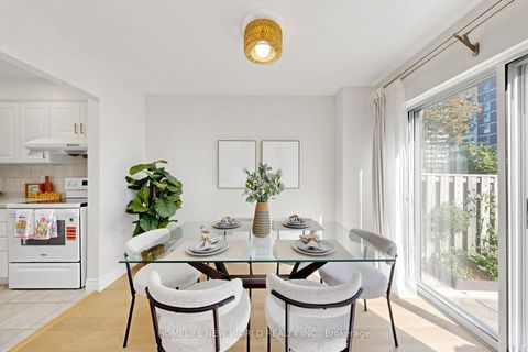 Photo 10 at 49 - 100 Bridletowne Circle, L'Amoreaux, Toronto