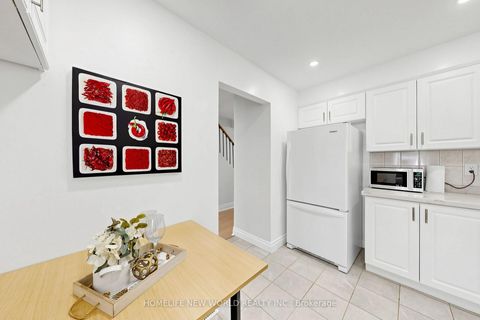 Photo 16 at 49 - 100 Bridletowne Circle, L'Amoreaux, Toronto