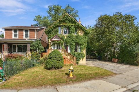 Photo 12 at 67 Twenty Seventh Street, Long Branch, Toronto