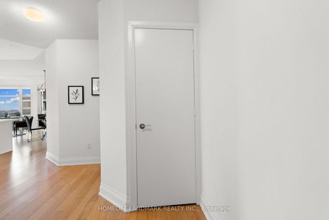 Photo 2 at 4508 - 2191 Yonge Street, Mount Pleasant West, Toronto