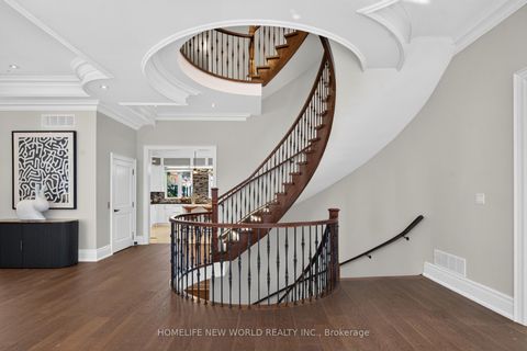 Photo 9 at 128 Garden Avenue, South Richvale, Richmond Hill