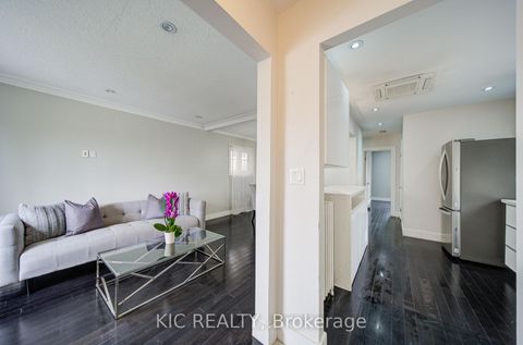 Photo 0 at 35 Montcalm Avenue NW, Belgravia, Toronto