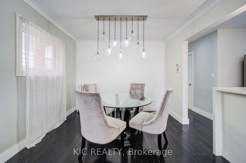 Photo 2 at 35 Montcalm Avenue NW, Belgravia, Toronto