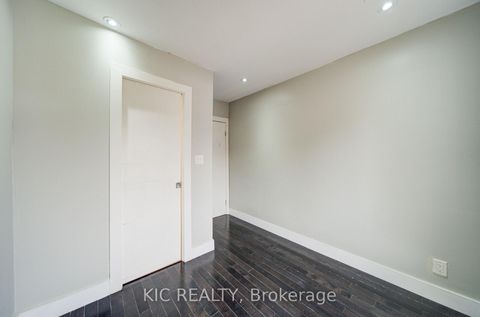 Photo 7 at 35 Montcalm Avenue NW, Belgravia, Toronto