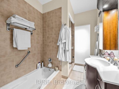 Photo 4 at 1014 - 155 Dalhousie Street, Yonge Corridor, Toronto