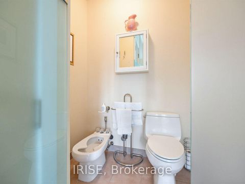 Photo 5 at 1014 - 155 Dalhousie Street, Yonge Corridor, Toronto