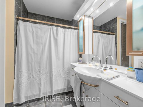 Photo 9 at 1014 - 155 Dalhousie Street, Yonge Corridor, Toronto