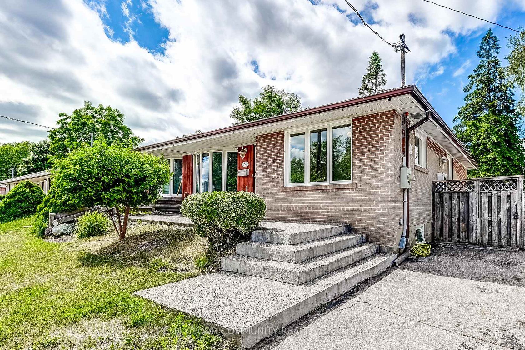 53 Glory Crescent, West Hill, Toronto 