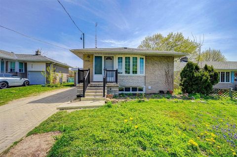 Photo 1 at 466 Paliser Crescent S, Harding, Richmond Hill