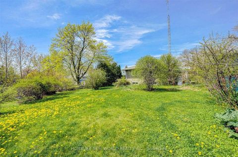 Photo 4 at 466 Paliser Crescent S, Harding, Richmond Hill