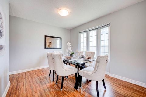 Photo 9 at 466 Paliser Crescent S, Harding, Richmond Hill