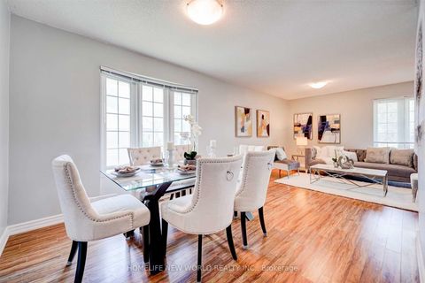 Photo 11 at 466 Paliser Crescent S, Harding, Richmond Hill