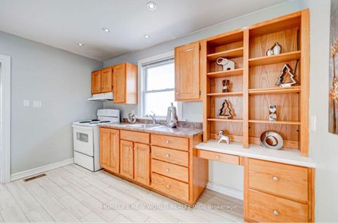 Photo 13 at 466 Paliser Crescent S, Harding, Richmond Hill