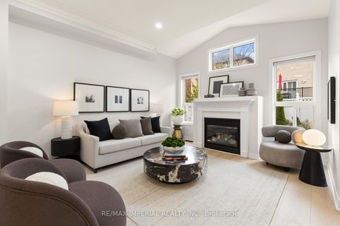 Photo 14 at 44 Hawkview Boulevard, Vellore Village, Vaughan