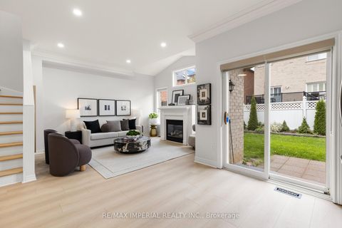 Photo 22 at 44 Hawkview Boulevard, Vellore Village, Vaughan