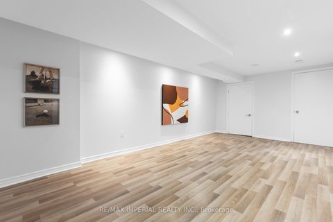 Photo 41 at 44 Hawkview Boulevard, Vellore Village, Vaughan