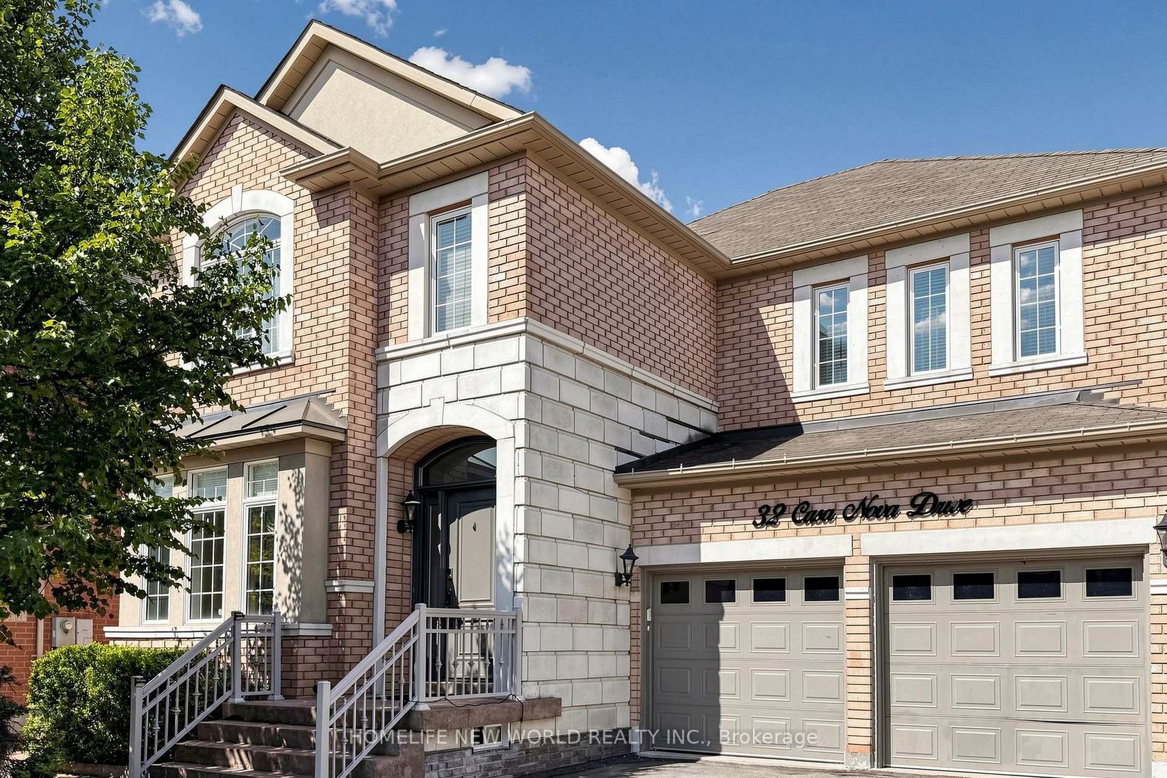 32 Casa Nova Drive, Vellore Village, Vaughan photo number 2