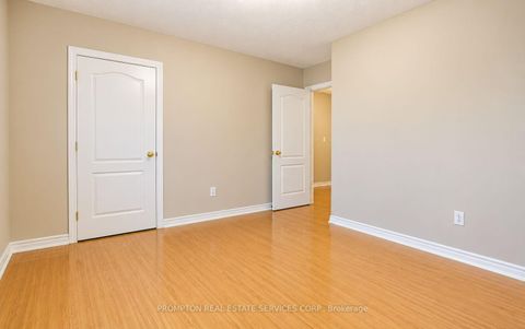Photo 7 at 150 Matteo David Drive, Rouge Woods, Richmond Hill