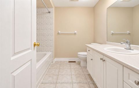 Photo 10 at 150 Matteo David Drive, Rouge Woods, Richmond Hill