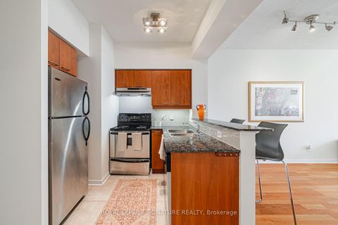 Photo 10 at 311 - 485 Rosewell Avenue, Lawrence Park South, Toronto