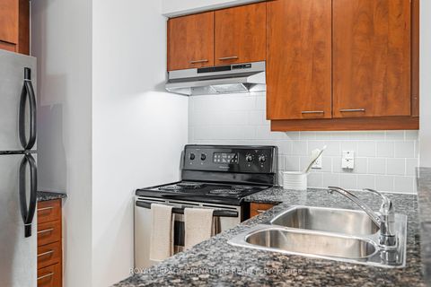 Photo 14 at 311 - 485 Rosewell Avenue, Lawrence Park South, Toronto