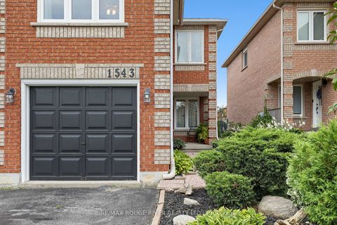 Photo 1 at 1543 Otonabee Drive, Amberlea, Pickering