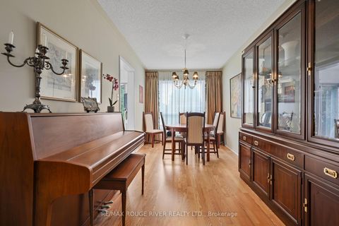 Photo 9 at 1543 Otonabee Drive, Amberlea, Pickering
