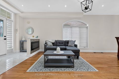 Photo 5 at 22 Copperstone Crescent, Rouge Woods, Richmond Hill
