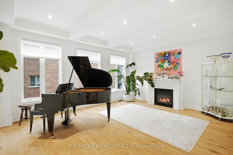 Photo 21 at 18 Casavant Court, Patterson, Vaughan