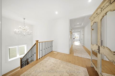 Photo 25 at 18 Casavant Court, Patterson, Vaughan