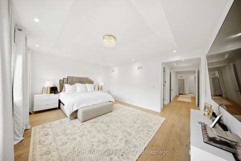 Photo 28 at 18 Casavant Court, Patterson, Vaughan