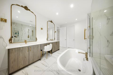 Photo 31 at 18 Casavant Court, Patterson, Vaughan