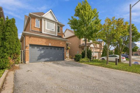 Photo 2 at 212 Bachman Drive, Maple, Vaughan