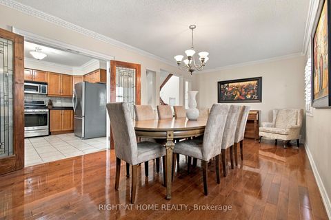Photo 6 at 212 Bachman Drive, Maple, Vaughan