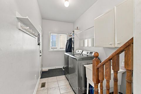 Photo 15 at 212 Bachman Drive, Maple, Vaughan