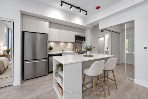 Photo 2 at 5 - 172 Clonmore Drive, Cliffside, Toronto