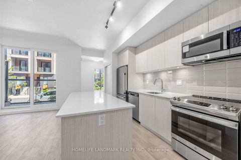 Photo 10 at 5 - 172 Clonmore Drive, Cliffside, Toronto
