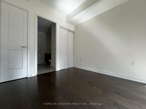 Photo 5 at 801 - 1 The Esplanade Drive, Waterfront Communities C8, Toronto
