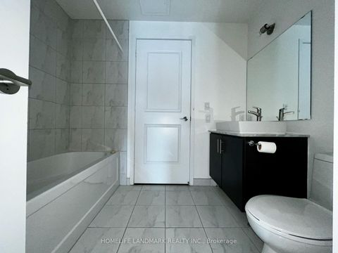 Photo 6 at 801 - 1 The Esplanade Drive, Waterfront Communities C8, Toronto