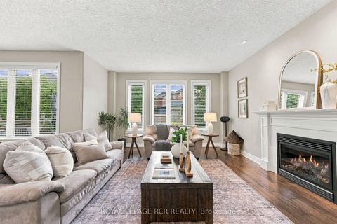 Photo 13 at 825 Booth Avenue, Alcona, Innisfil