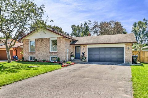 Photo 2 at 1045 Lebanon Drive, Alcona, Innisfil