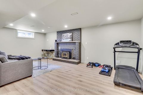 Photo 33 at 1045 Lebanon Drive, Alcona, Innisfil