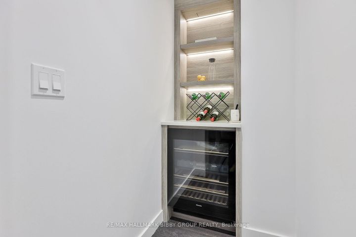 Photo 18 at 615 - 18 Esther Shiner Boulevard, Bayview Village, Toronto