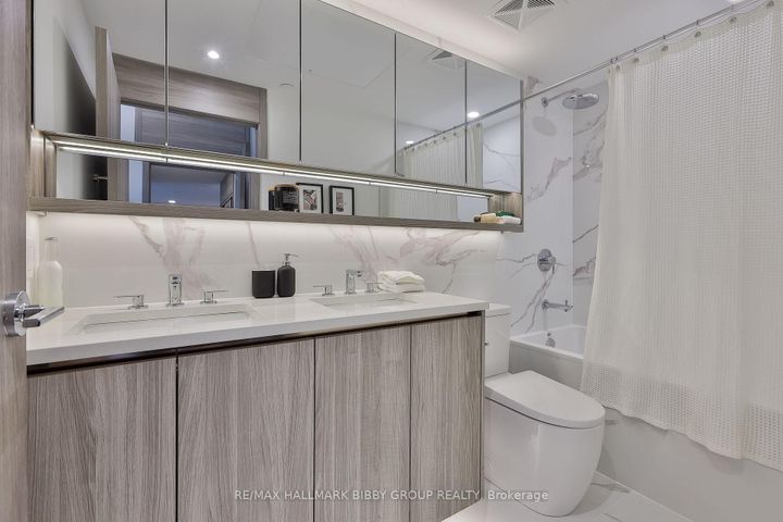 Photo 25 at 615 - 18 Esther Shiner Boulevard, Bayview Village, Toronto