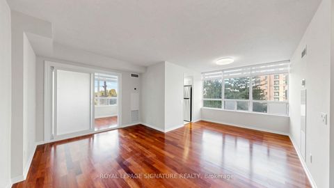 Photo 14 at 411 - 7 Bishop Avenue, Newtonbrook East, Toronto
